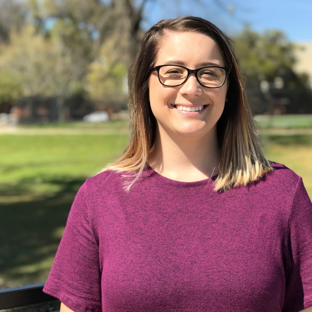 Meet your Posher, Lyndi